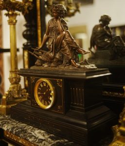 Art. History. Experience. – Eleganța și rafinamentul unui cigar lounge bucurești interbelic